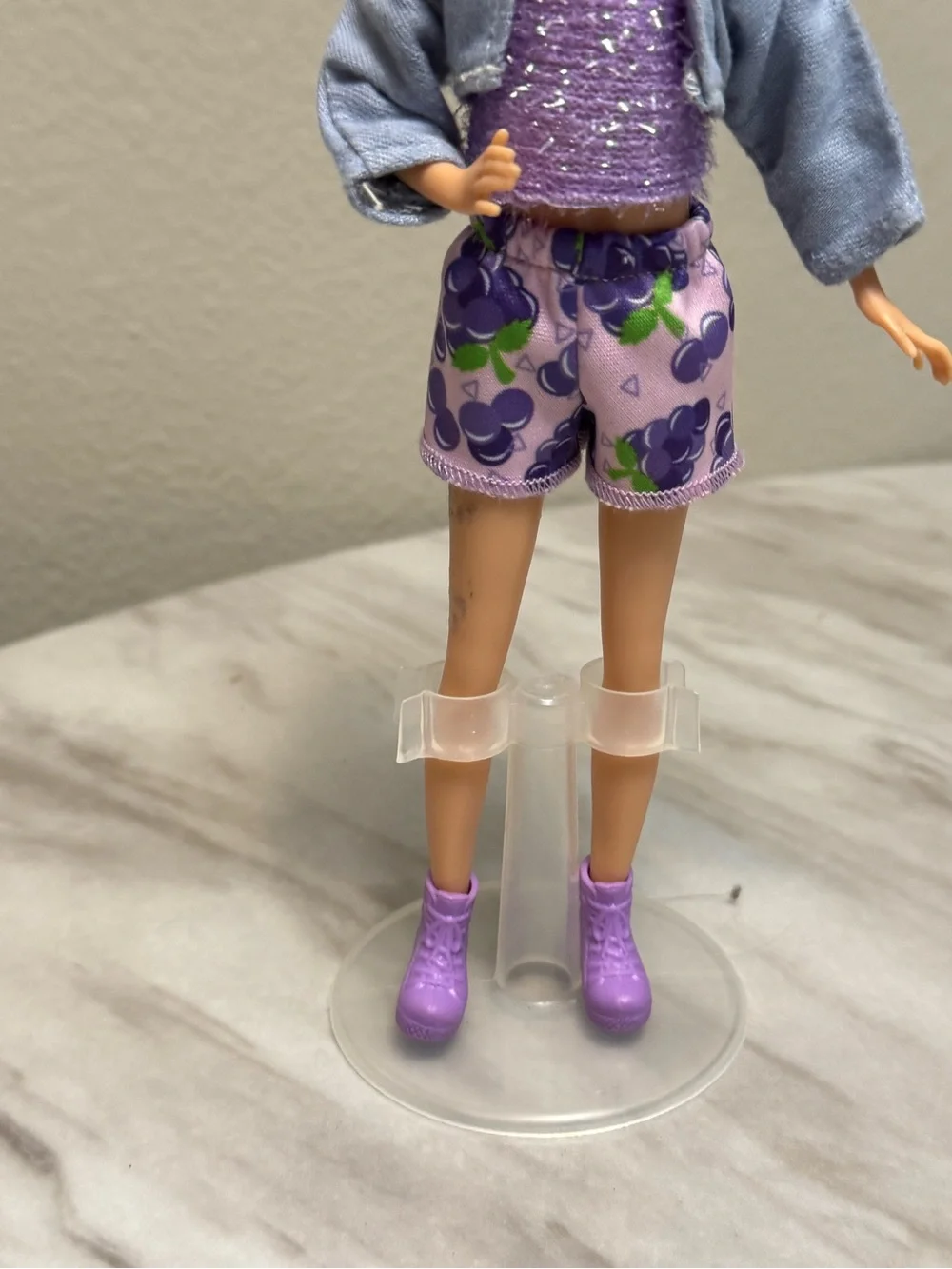 Barbie Mattel Stacy in outfit